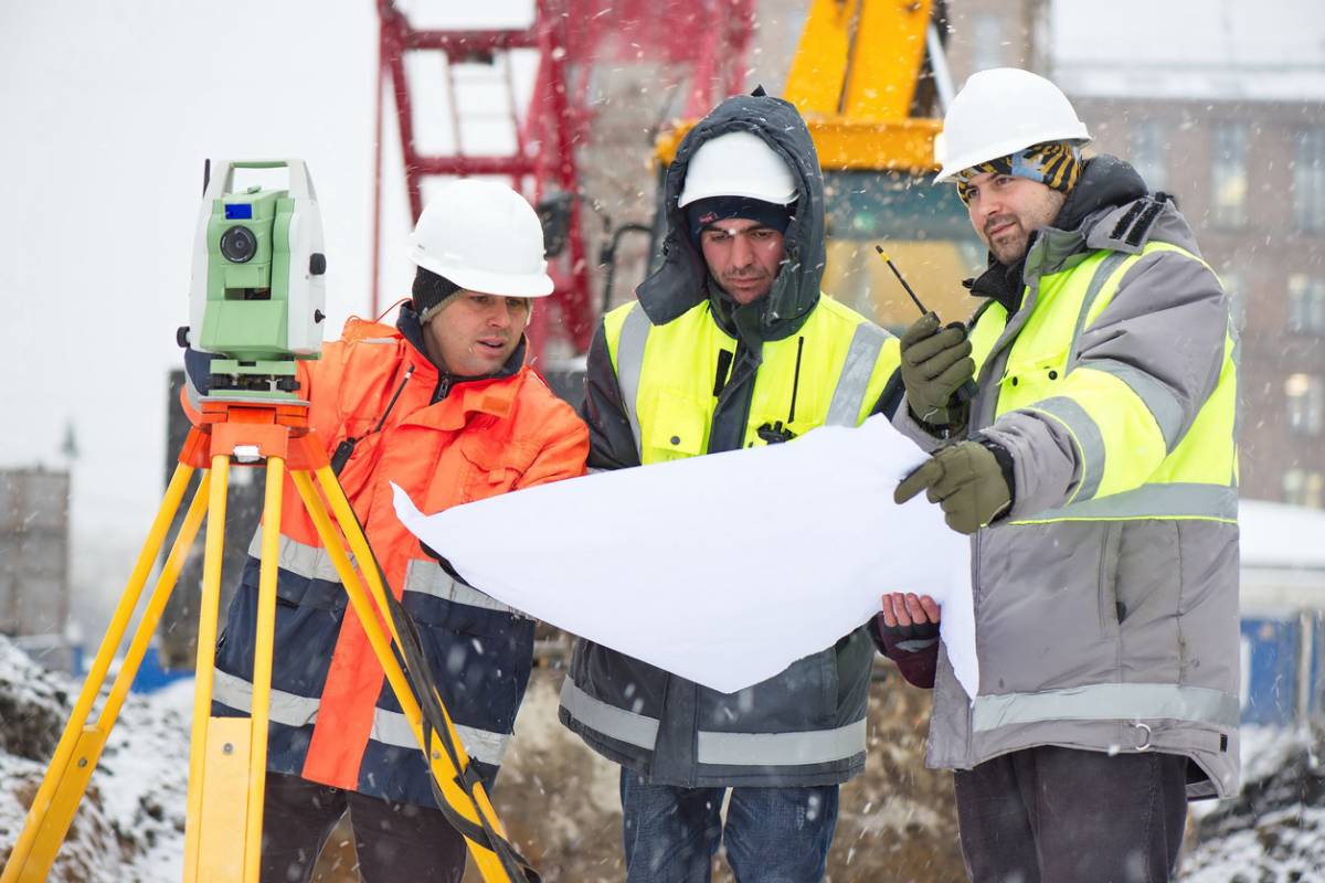 Artisans du BTP : comment être protégé et visible en hiver ?