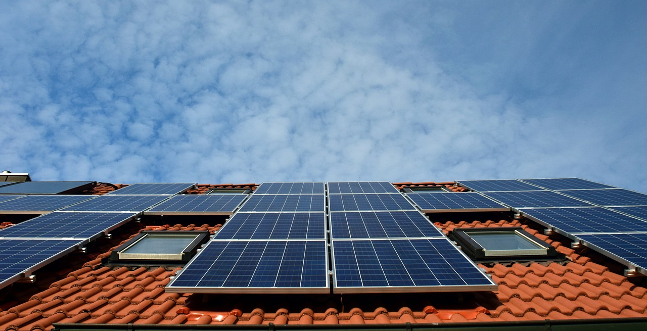 Comment choisir ses panneaux solaires pour sa maison ?