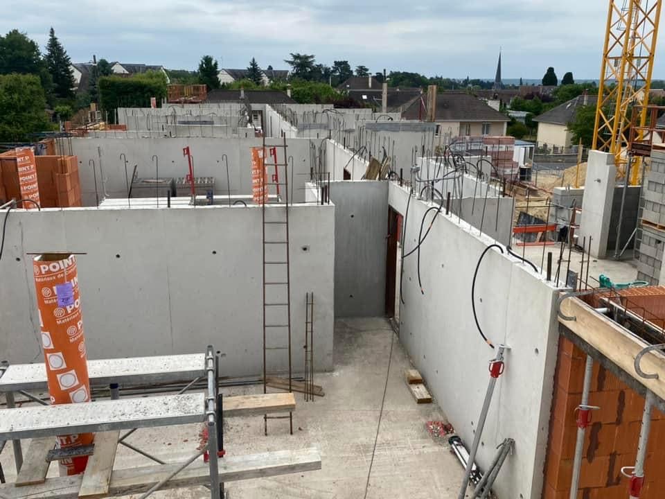 Logo de V.h.b.c, société de travaux en Maçonnerie : construction de murs, cloisons, murage de porte