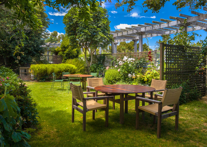 8 astuces pour un jardin design et fonctionnel